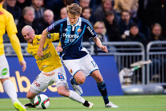 Falkenbergs Christoffer Carlsson och Djurgårdens  Tim