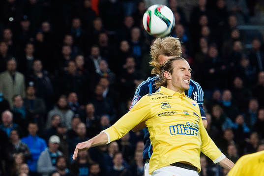 Falkenbergs Tobias Carlsson och Djurgårdens Sebastian