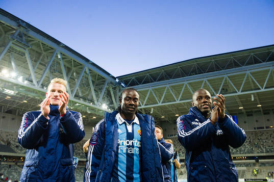 Djurgårdens målvakt Hampus Nilsson, Sam Johnson och