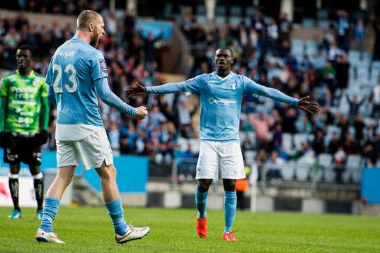 Malmö FFs Jo Inge Berget och Enock Kofi Adu jublar