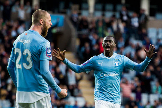Malmö FFs Jo Inge Berget och Enock Kofi Adu jublar