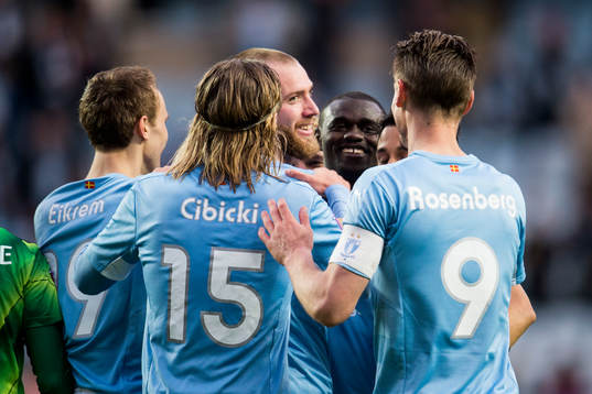 Malmö FFs spelare jublar