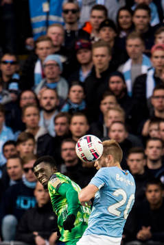 Halmstads Kwame Karikari och Malmö FFs Rasmus Bengtsson