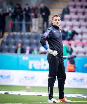 Örebros målvakt Oscar Jansson är petad mot matchen mot