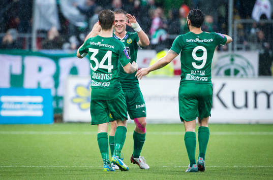 Hammarbys Mats Solheim gör 1-1 och jublar med Måns