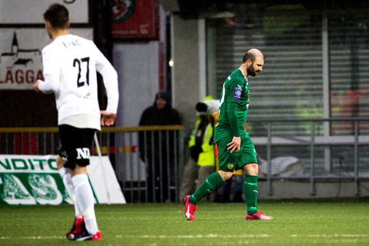 Hammarbys Kennedy Bakircioglu deppar när han lämnar planen