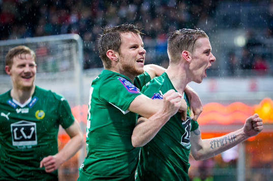 Hammarbys Birkir Már Saevarsson gör 1-2 och jublar med