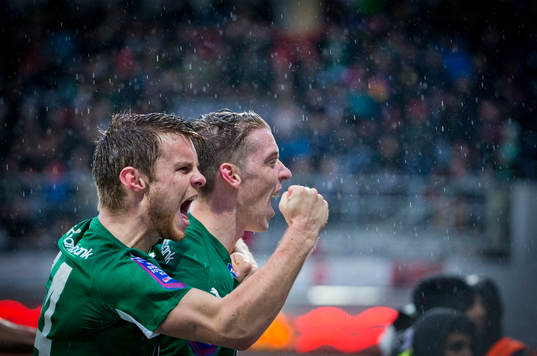 Hammarbys Birkir Már Saevarsson gör 1-2 och jublar med
