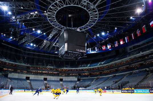 Bläddra bland fler bilder av Ishockey-VM 2015, träning Sverige
