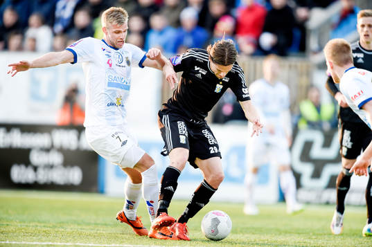 Gefles Robin Nilsson och IFK Göteborgs Lasse Vibe