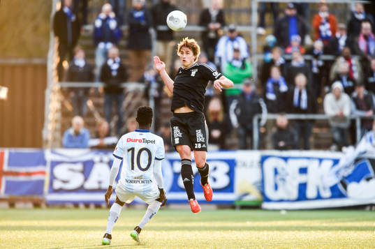 Gefles Dioh Williams och IFK Göteborgs Thomas Rogne