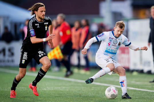 IFK Göteborgs Tom Pettersson och Gefles Jonas Lantto