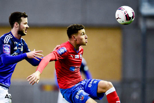 Sundsvalls Robert Lundström och Helsingborgs Jordan Larsson