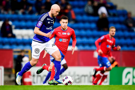 Helsingborgs Jordan Larsson jagar Sundsvalls Stefan Ålander
