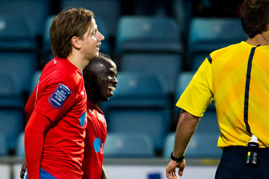 Helsingborgs Darijan Bojanic och Emmanuel Boateng jublar