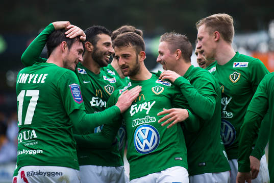 Jönköpings Södras Daryl Smylie jublar