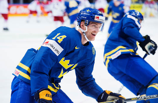 Sveriges Mattias Ekholm värmer upp