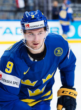 Sveriges Filip Forsberg värmer upp