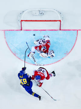 Sveriges Victor Rask skjuter in 1-3 bakom Tjeckiens