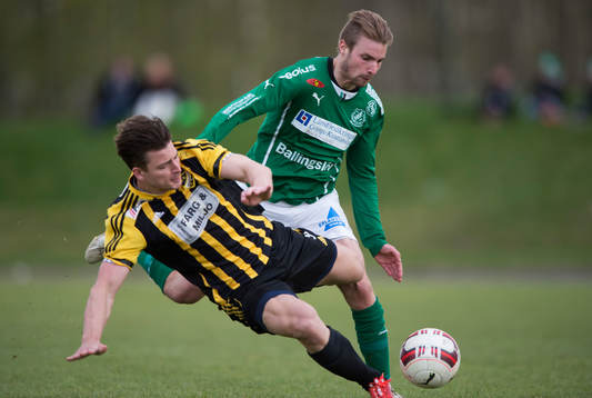 s IF:s Mattias Anderssoni matchen i division 2 mellan