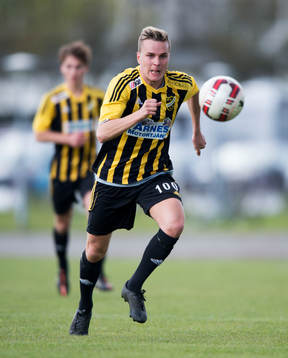 IFK Hässleholms Danny Gunnarsson i matchen i division 2