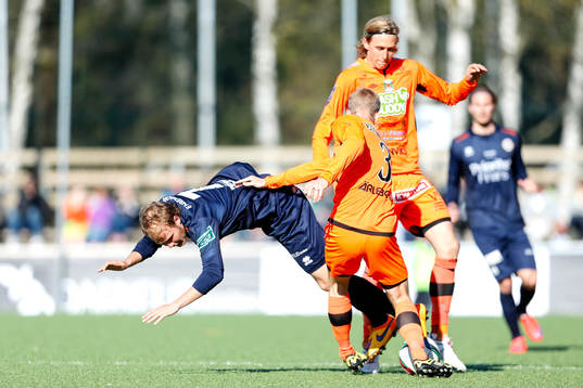 Utsiktens Joakim Edström och Varbergs Pär Asp