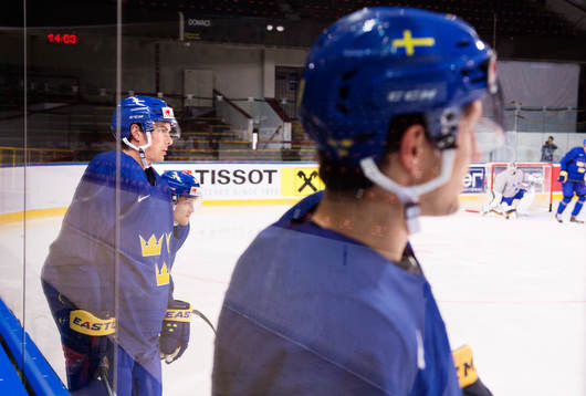 Loui Eriksson på Sveriges ishockeylandslags träning