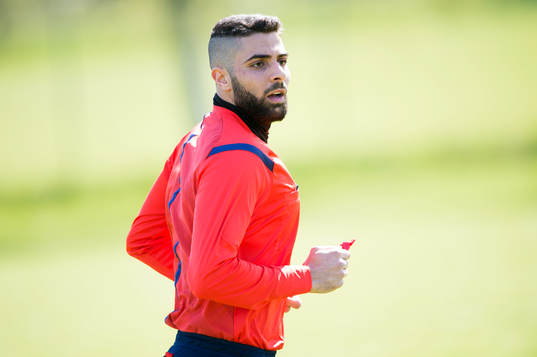 Domaren Ahmed Al-Kordi i matchen i juniorallsvenskan mellan