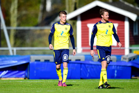 Ängelholms Marcus Bergholtz och Fredrik Lundgren deppar