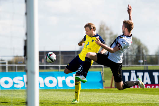 Ängelholms Fredrik Karlsson och Frej Täbys Johannes