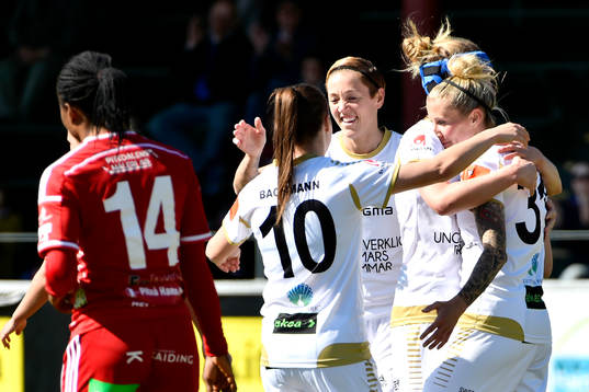 Rosengårds Anja Mittag jublar