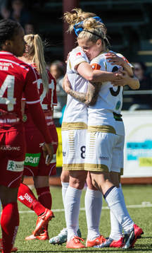 Rosengårds Kirsten Van De Ven kramar om Anja Mittag