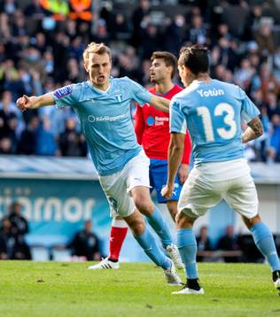 Malmös Magnus Wolff Eikrem gör 1-0