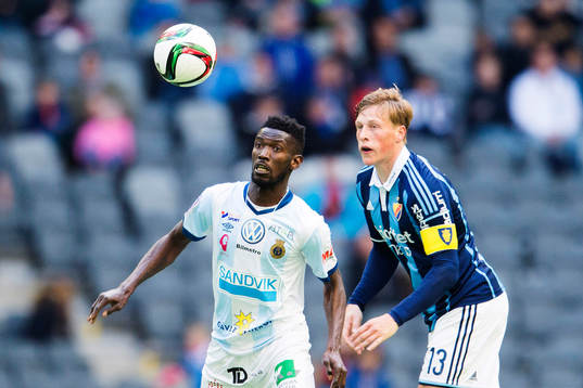 Gefles Dioh Williams och Djurgårdens Emil Bergström
