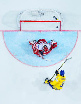 Sveriges Filip Forsberg skjuter in 0-6 bakom Österrikes