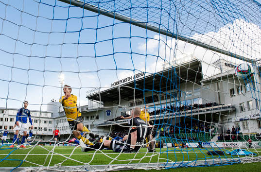 Bläddra bland fler bilder av Fotboll, Allsvenskan, GIF Sundsvall - Elfsborg