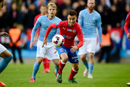 Malmö FFs Oscar Lewicki och Helsingborgs Jordan Larsson