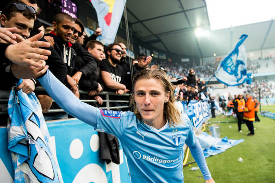Malmö FFs Pawel Cibicki tackar publiken