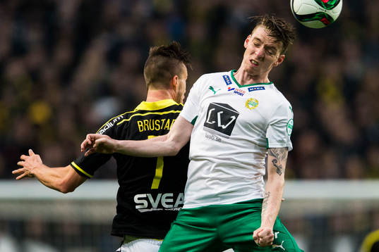 s Fredrik Brustad och Hammarbys Birkir Már Saevarsson i en