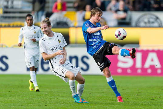Häckens Samuel Gustafson och Halmstads Snorre Krogsgård