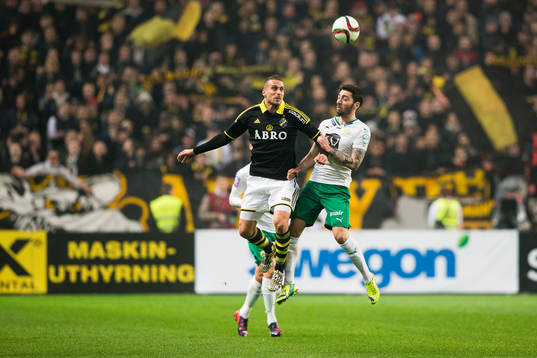 s Panajotis Dimitriadis i en nickduell med Hammarbys Nahir