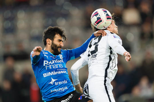 Halmstads Mohammed Ali Khan och Häckens Sebastian Olsson
