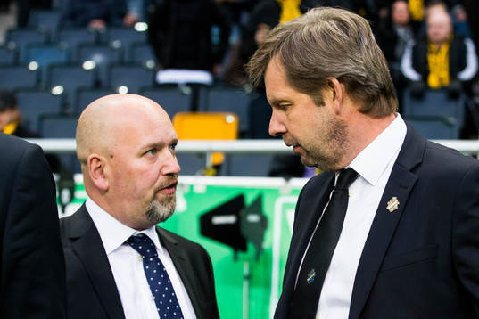 s vd Thomas Edselius innan fotbollsmatchen i Allsvenskan