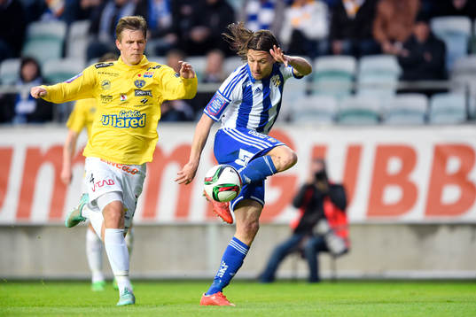 Falkenbergs Daniel Johansson och IFK Göteborgs Lasse Vibe