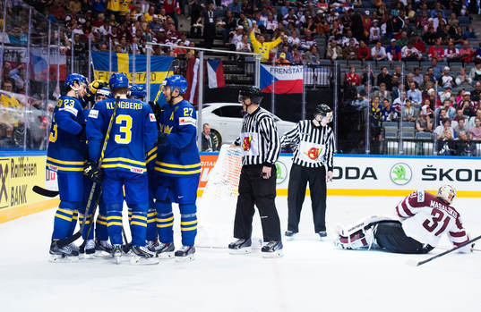 Sveriges Oliver Ekman Larsson, Oscar Möller, John