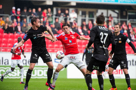 Kalmars Marcus Antonsson och Örebros Erik Moberg