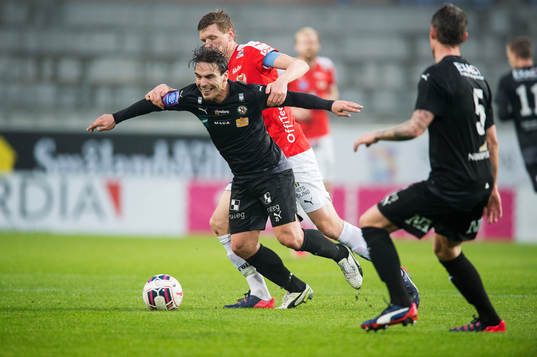 Örebros Nordin Gerzic och Kalmars David Elm