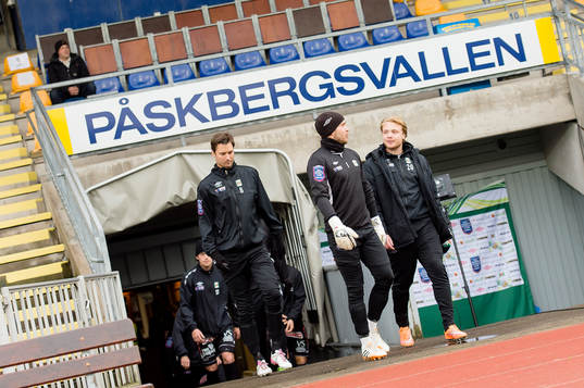 Varbergs Peter Nyström, målvakt Peter Dahlberg och Martin
