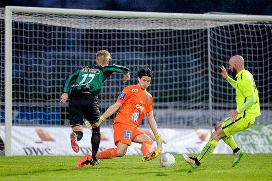 Varbergs Mats André Kaland gör 2-0