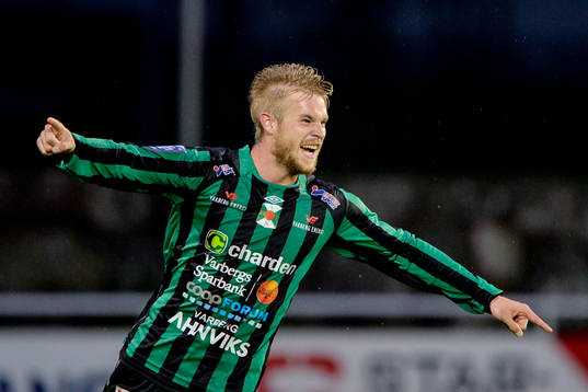 Varbergs Mats André Kaland jublar